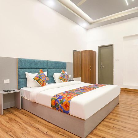 Fabhotel Villa The Suites อัลลอฮาบาด ภายนอก รูปภาพ